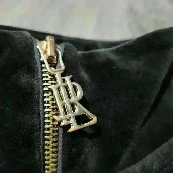 Ralph Lauren Black Velvet Sweatshirt - Picture 2 of 13